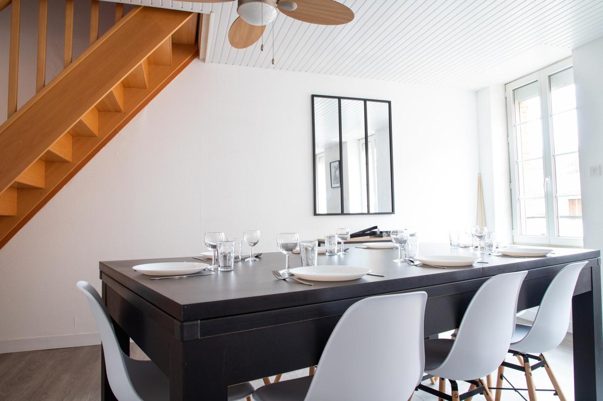 Grand Duplex Avec Billard Apartment Villeneuve-Tolosane Exterior foto